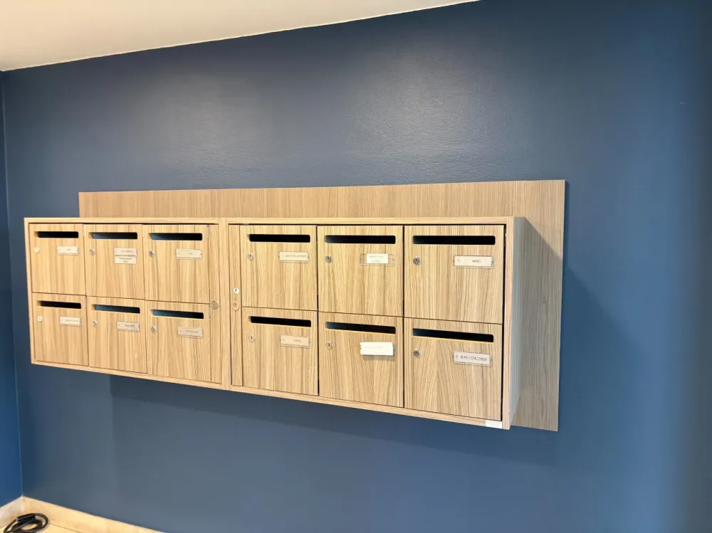 Bloc de boîte aux lettres à Sartrouville