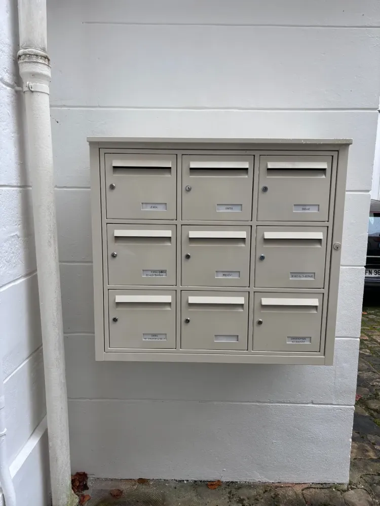 Pauvert Service (22)